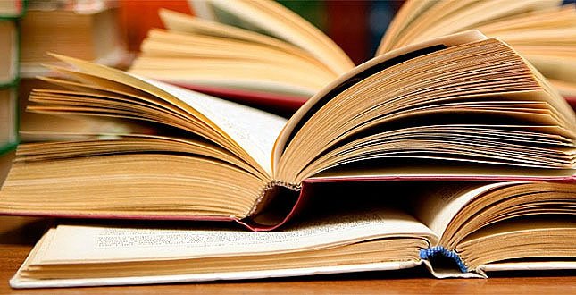 Тернопільські бібліотеки ініціювали благодійну акцію «Книга для воїна»