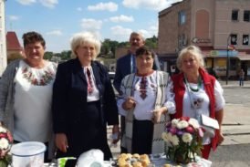 Жителі Збаразької громади придбали два сучасних апарати для лікування ран військовим