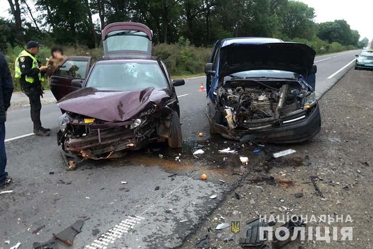 На Тернопільщині у вихідні сталося 5 аварій: восьмеро людей травмовані