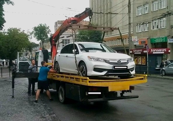 У Тернополі збільшать плату за евакуацію автомобілів