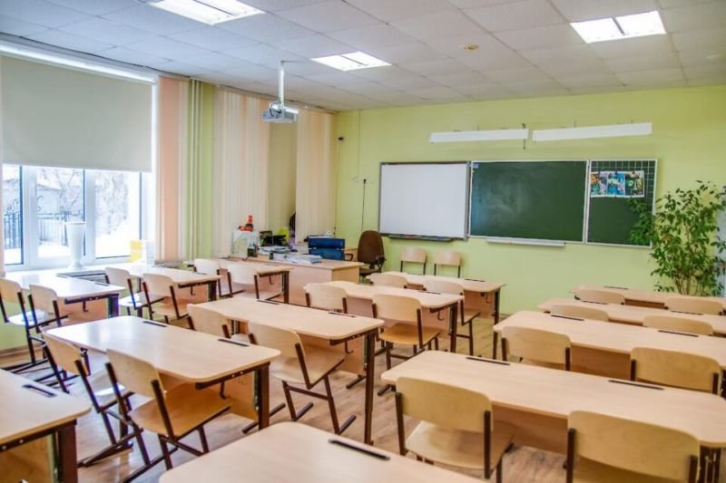 Скільки шкіл та дитсадків у Тернополі