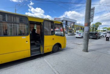 До тернопільських кладовищ у поминальні дні їздитиме більше громадського транспорту