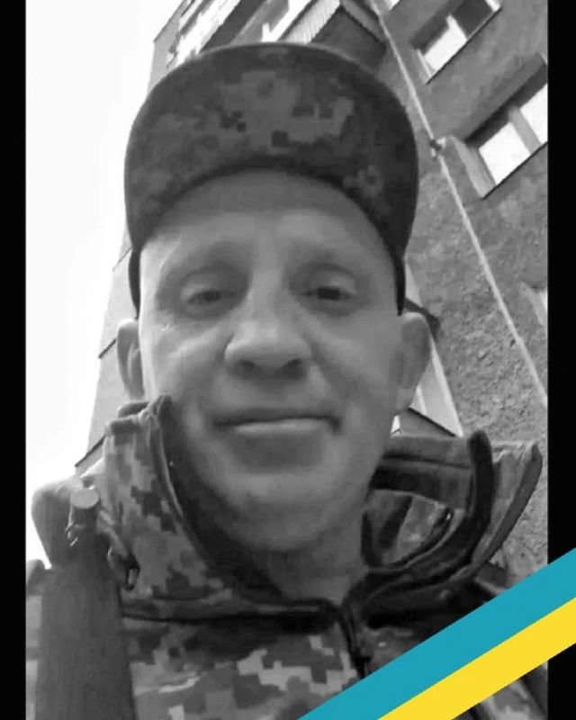 Не вагаючись, пішов захищати Україну: на Тернопільщині попрощалися з воїном Ігорем Ліщиною