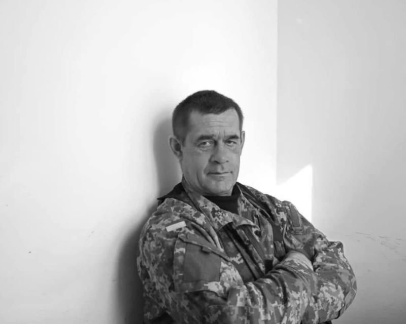 Уже 26 лютого боронив Україну: на Тернопільщині прощаються з командиром стрілецького відділення Романом Кійонком