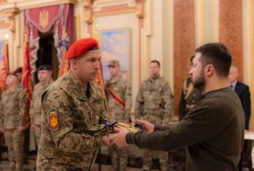 Командир тернопільської артбригади отримав почесну відзнаку «За мужність та відвагу»