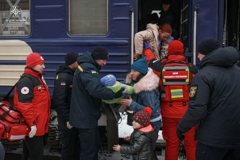 До Тернополя прибув ще один евакуаційний потяг із Донеччини