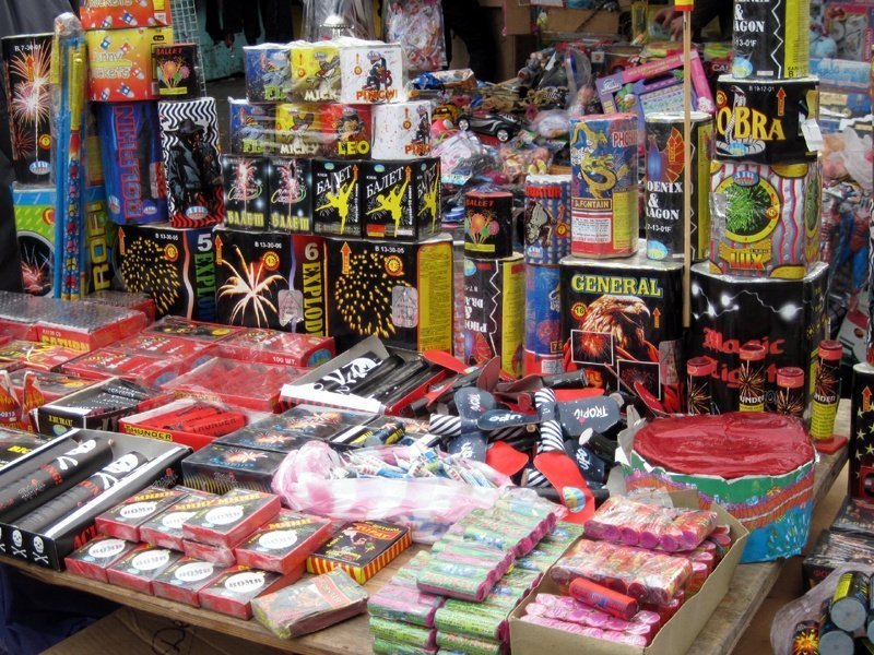 На Тернопільщині заборонений продаж піротехніки: перевірятимуть магазини та ринки
