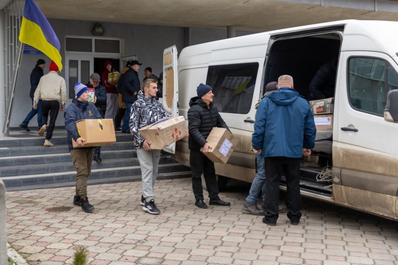 На Тернопільщині збирають подарунки-«миколайчики» для дітей і педагогів Херсонщини