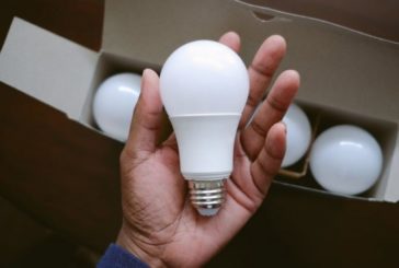 Жителі Тернопільщини з 16 січня зможуть безкоштовно отримати сучасні лампи: як це зробити