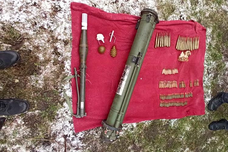 У жителя Тернопільщини знайшли гранати і патрони