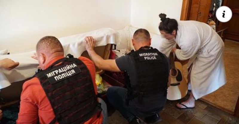 Поліцейські викрили бордель, який організувала 20-річна тернополянка