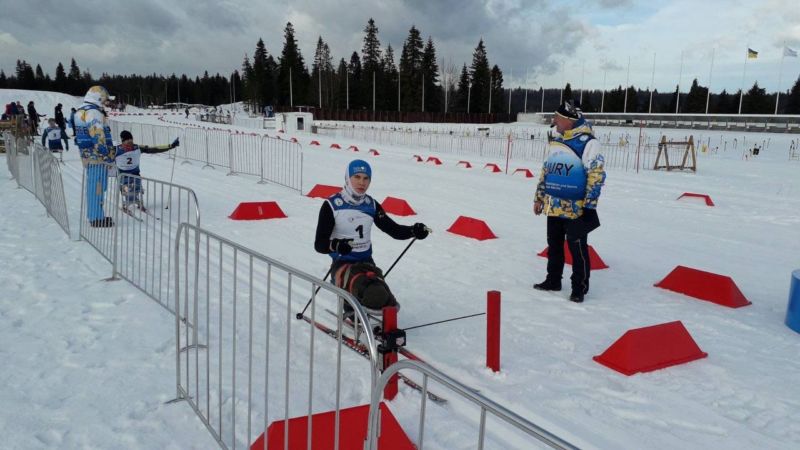 У студента ЗУНУ – «бронза» на чемпіонаті України з парабіатлону і лижних перегонів-2023