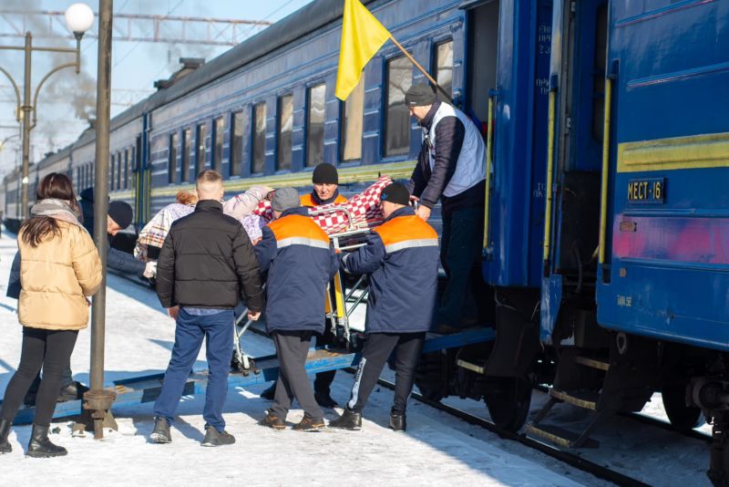 До Тернополя прибув черговий евакуаційний потяг