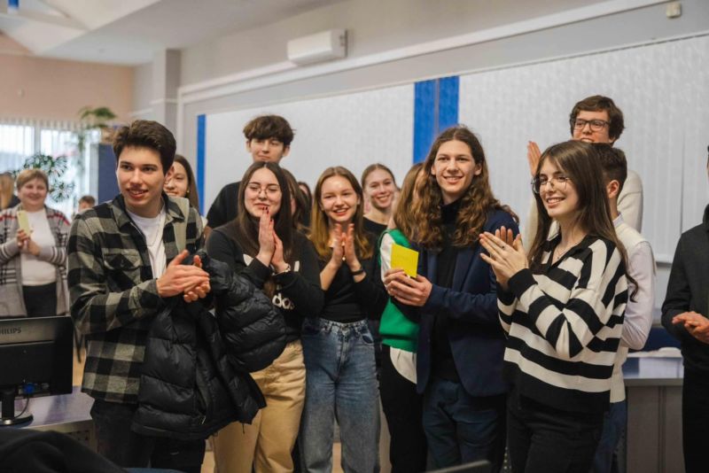 У ЗУНУ для старшокласників Тернопільщини провели олімпіаду з англійської мови