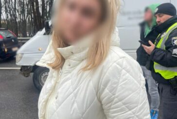 У Тернополі п’яна водійка вчинила ДТП і хотіла втекти