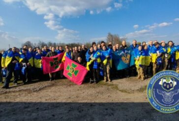 Україна повернула з російського полону сотню українських захисників і захисниць