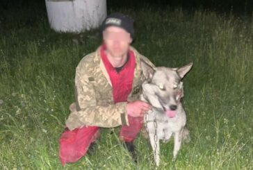 На Тернопільщині знайшли чоловіка, який заблукав у лісі й не міг знайти дорогу