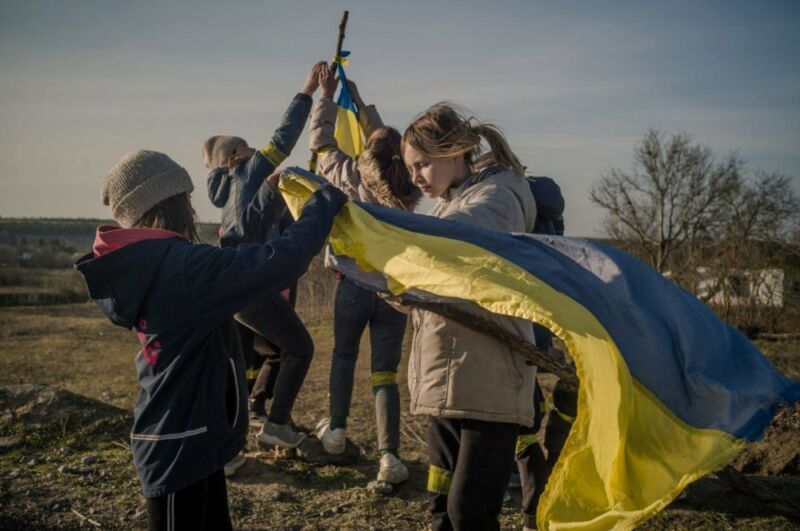 500 днів великої війни: Україна вистояла, Україна бореться