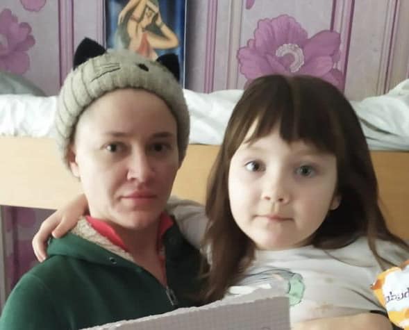 На Тернопільщині розшукують матір із 6-річною донькою (фото)