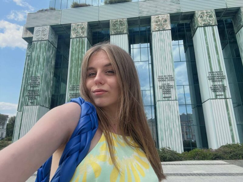Студентка ЗУНУ виграла стажування в адвокатському бюро Польщі