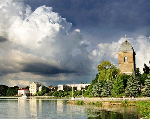 У середу на Тернопільщині нарешті очікується дощ