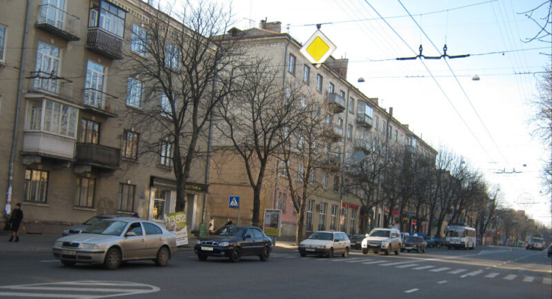 У Тернополі на вул. Руській з 10 жовтня частково обмежать рух транспорту