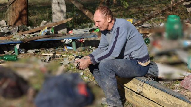 росія одним ударом ракети вбила 51 людину в кафе у селі Гроза на Харківщині: там були поминки