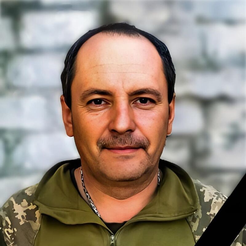 Повертається додому на щиті: біля Бахмута загинув Руслан Черній з Тернопільщини