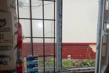 На Тернопільщині 14-річий хлопець обікрав магазин, а перед тим викрав автівку