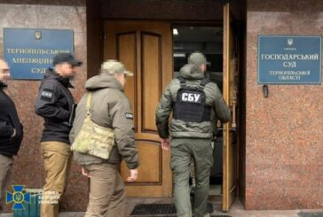 СБУ та НАБУ викрили депутата Тернопільської райради та його адвоката: вимагали $300 тисяч за вирішення «земельного» питання