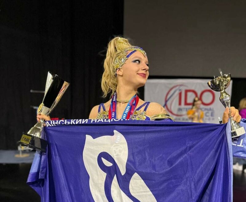Студентка ЗУНУ перемогла у категорії Disco Dance на міжнародних змаганнях у Словаччині