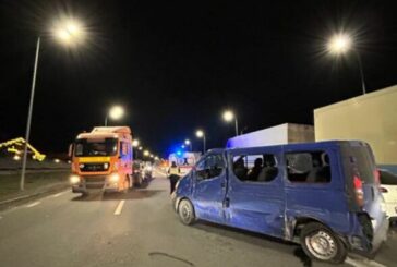 На вулиці Обʼїзній у Тернополі аварія: рух транспорту ускладнений