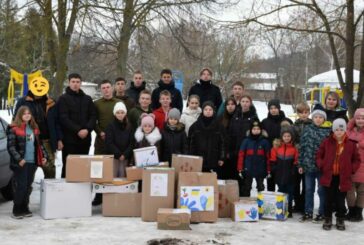 «Подаруй тепло солдату»: у Шумському ліцеї зібрали допомогу для ЗСУ