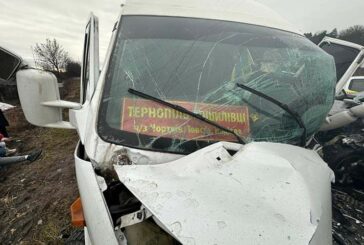 Багато травмованих: відомі деталі ДТП з рейсовим автобусом на Тернопільщині