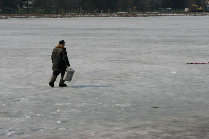 Рятувальники застерігають тернополян не виходити на лід: небезпечно для життя