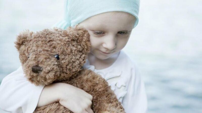 15 лютого – Міжнародний день дітей, які хворі на рак, Всесвітній день комп’ютера, День святкування самотності