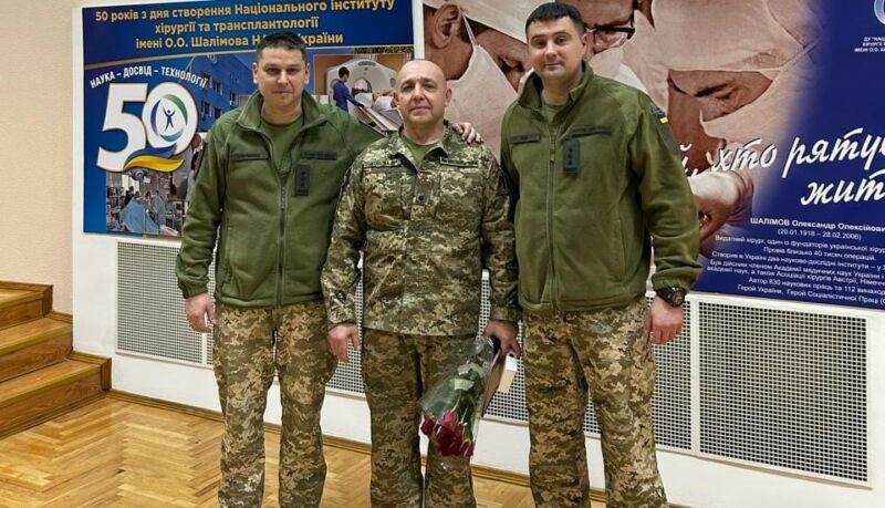 Хірург із Тернополя отримав високу відзнаку: врятував життя багатьох військових