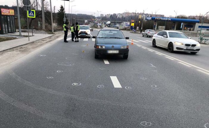 Неподалік Тернополя п’яний водій збив дівчину на пішохідному переході