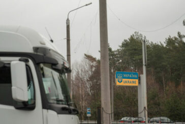 Автобуси, які прямують з України до Польщі та з Польщі, протестувальники зупиняють: причин поляки не пояснюють
