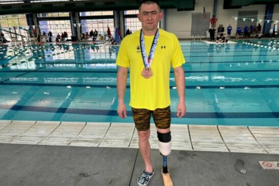 Захисник із Тернопільщини, який втратив ногу на війні, здобув 5 медалей на змаганнях у США