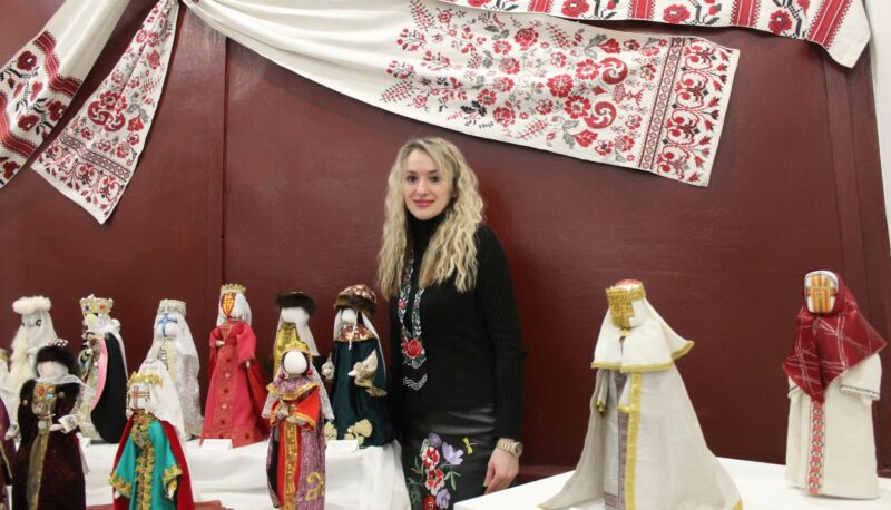 У Тернопільському краєзнавчому музеї лялькарки нашої країни та світу презентують виставку «Князівни та княгині України»