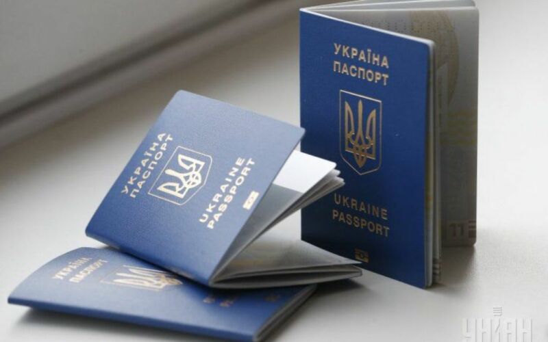 Понад 8 тисяч біометричних паспортів оформили на Тернопільщині у травні