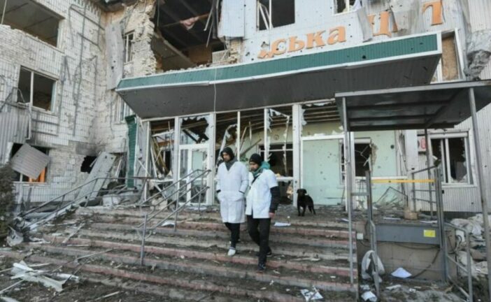 В Україні за час війни російські окупанти пошкодили або зруйнували 1833 медзаклади
