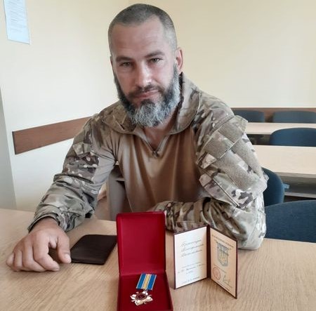 На війні з перших днів: захисник Володимир Прокопчук із Тернопільщини отримав орден «3а мужність»