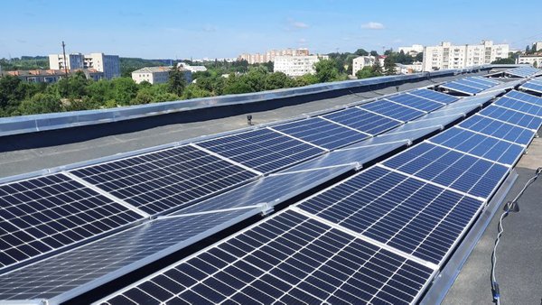 У медзакладах Тернопільщини встановлять сонячні електростанції