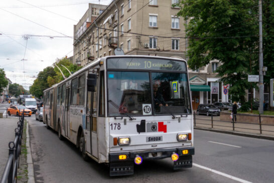 У Тернополі після 18:00 через вулицю Збаразьку не їздитимуть тролейбуси
