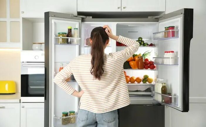 Як вивести поганий запах із холодильника - народні секрети