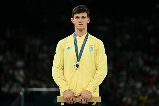 Україна має ще одну медаль Олімпіади: Ілля Ковтун виборов срібло у вправах на паралельних брусах