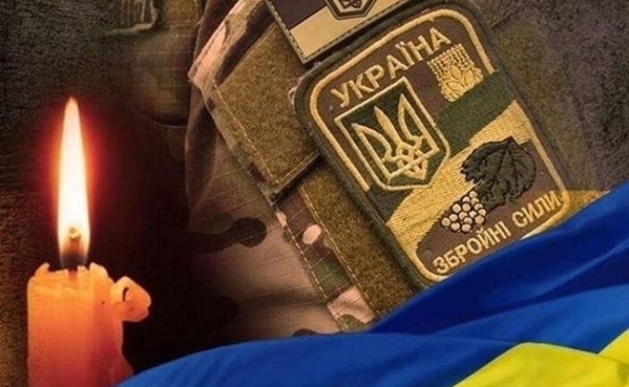 Тернопіль у жалобі: на щиті повертаються з фронту захисники Андрій Печенюк та Роман Довгалюк