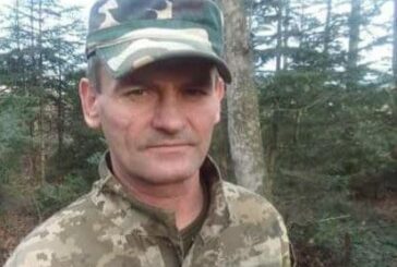 Став у Небесний стрій: на Тернопільщині попрощалися із загиблим на війні захисником Іваном Щебетюком